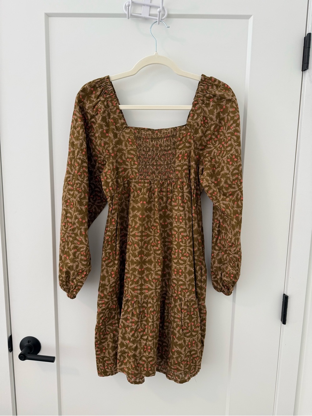 Universal Thread Dress - Picture 2 of 5